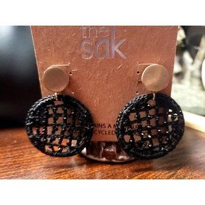 Women's sak black circle round drop/dangling gold tone earring